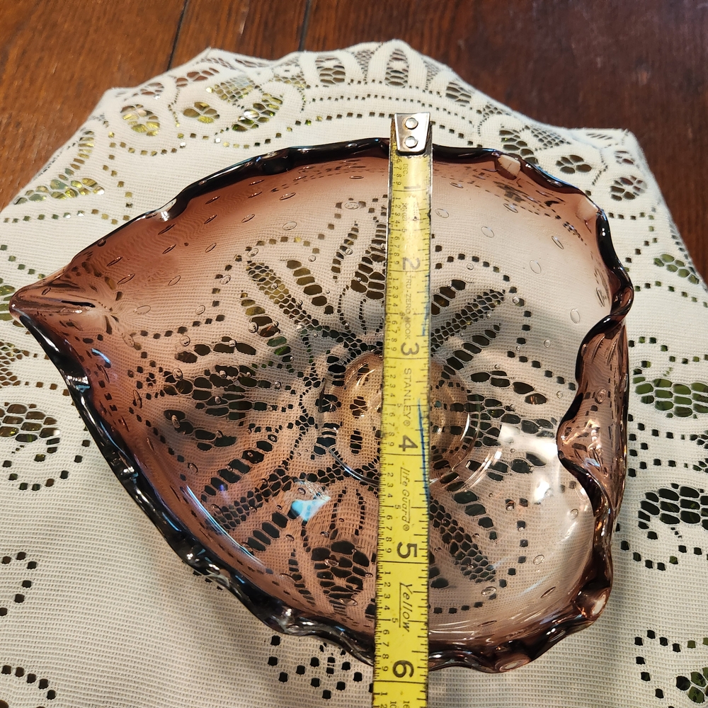 Amethyst Hand Blown Art Glass Bullicante Controlled Bubble Heart Shaped Dish - Picture 7 of 15